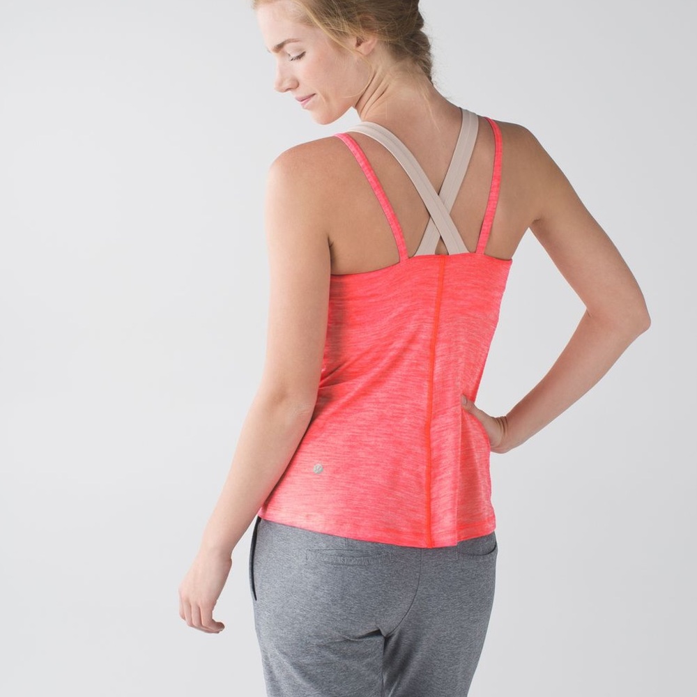 Lululemon Run For Gold Tank Size 6